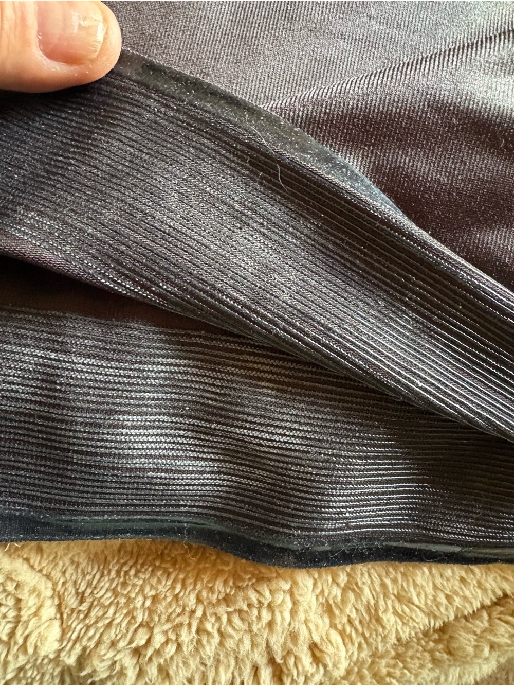 Ruby Ribbon Black Cami - Picture 3 of 4